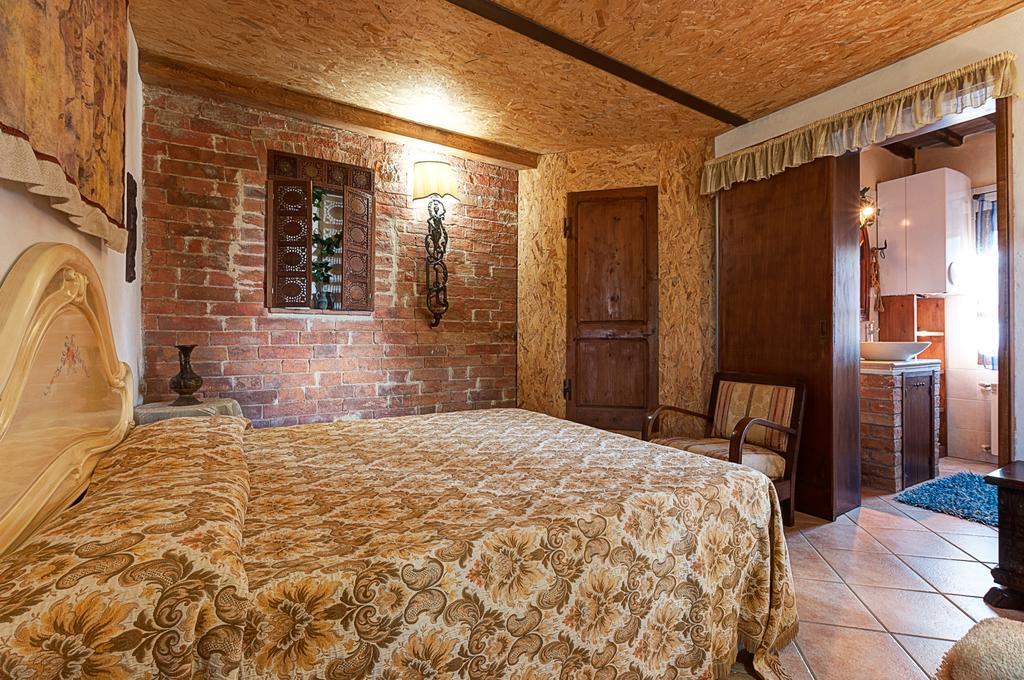 Appartamenti Alcantara E Damasco Abbadia di Montepulciano Værelse billede