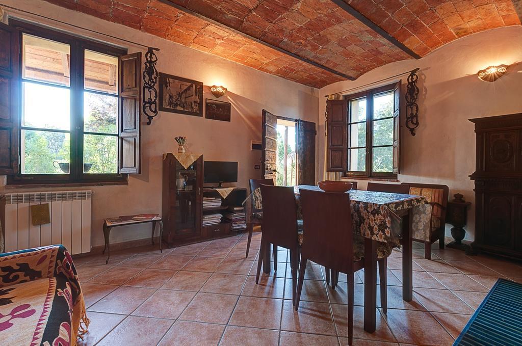 Appartamenti Alcantara E Damasco Abbadia di Montepulciano Værelse billede