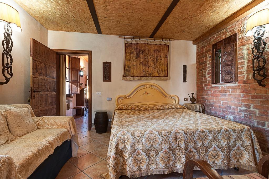Appartamenti Alcantara E Damasco Abbadia di Montepulciano Værelse billede